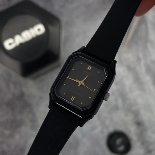 Жіночий годинник Casio LQ-142E-1A 1141-0229 фото